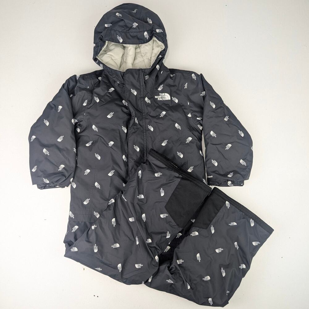 The North Face Toddler 4t Black & White Logo Snowsuit